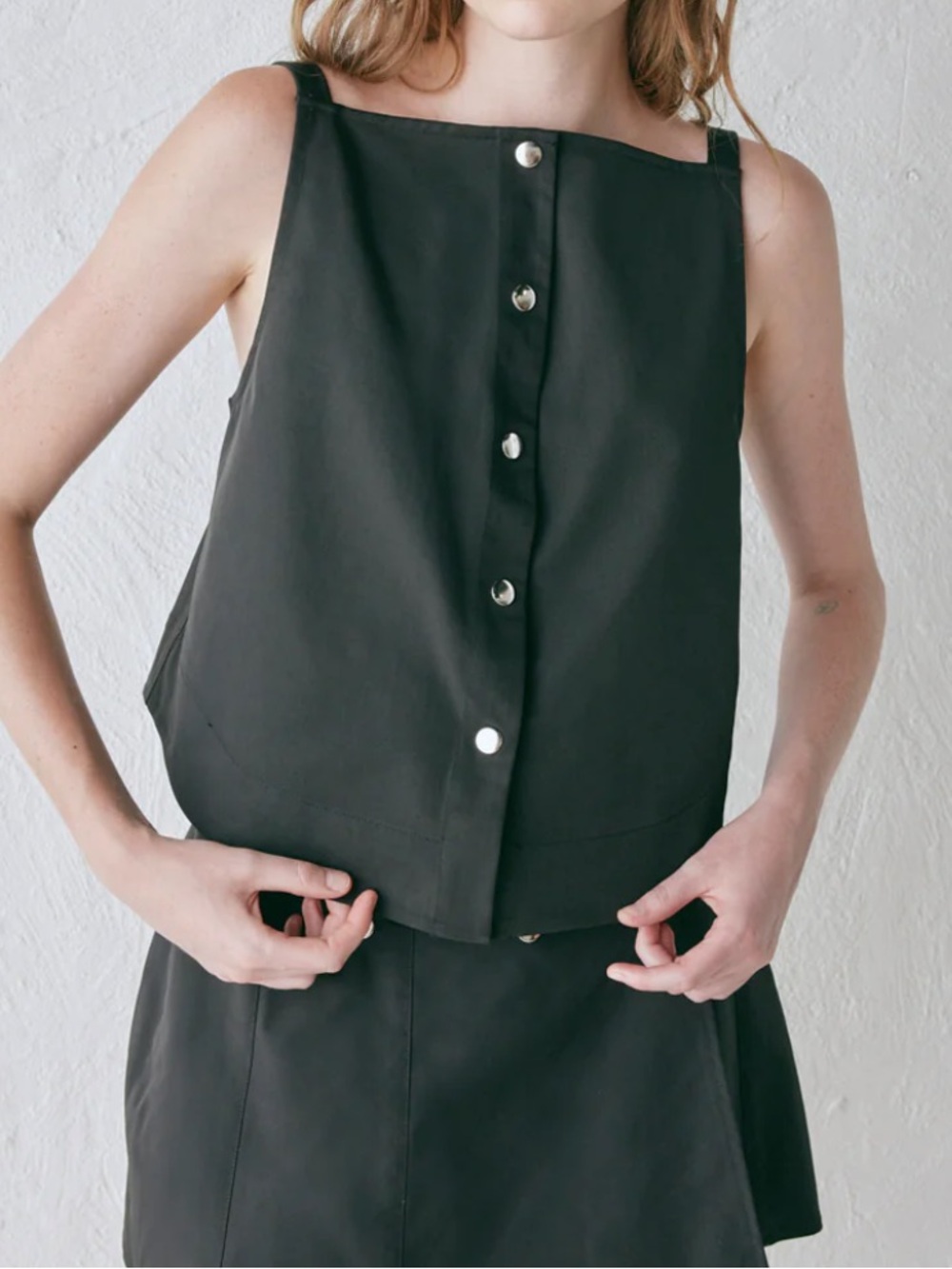 Vrg Grl Black Button-Front Sleeveless Top